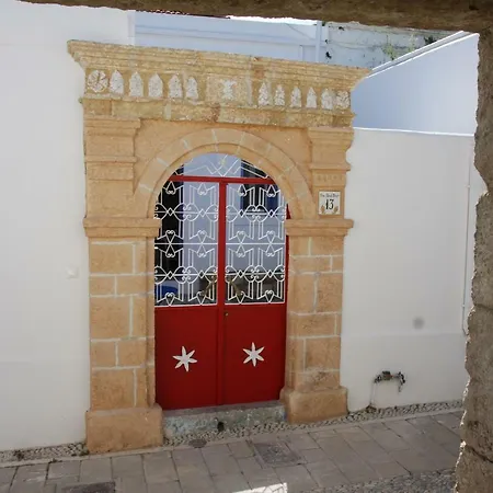 The Red Door In Ferienhaus *