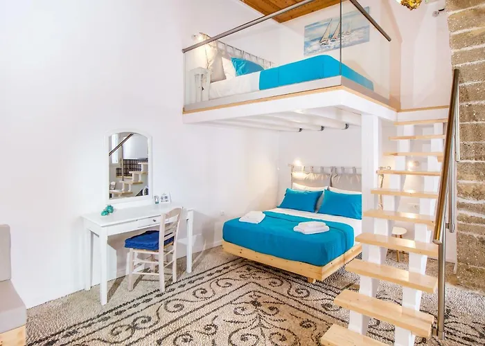 The Red Door In Tatil Evi *
